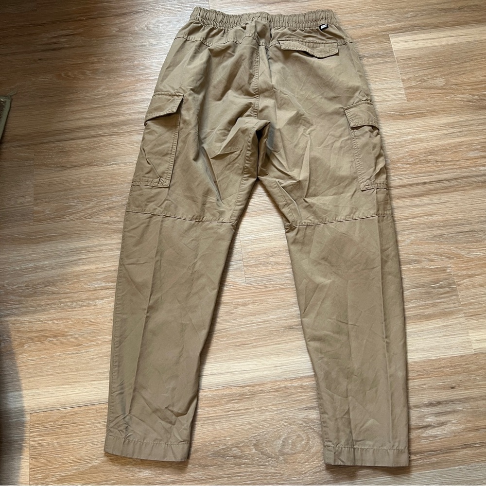Nike Men’s Tan Cargo Pants Elastic Waist Size M beige joggers ankle - Picture 2 of 9